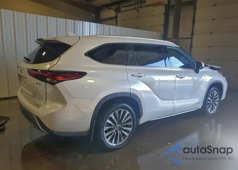 2025 Toyota Highlander Hybrid Xle из США, поврежденный, VIN 5TDKBRCH8SS646041